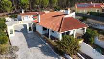 Casa / Villa T5 em Abrã de 154,00 m2