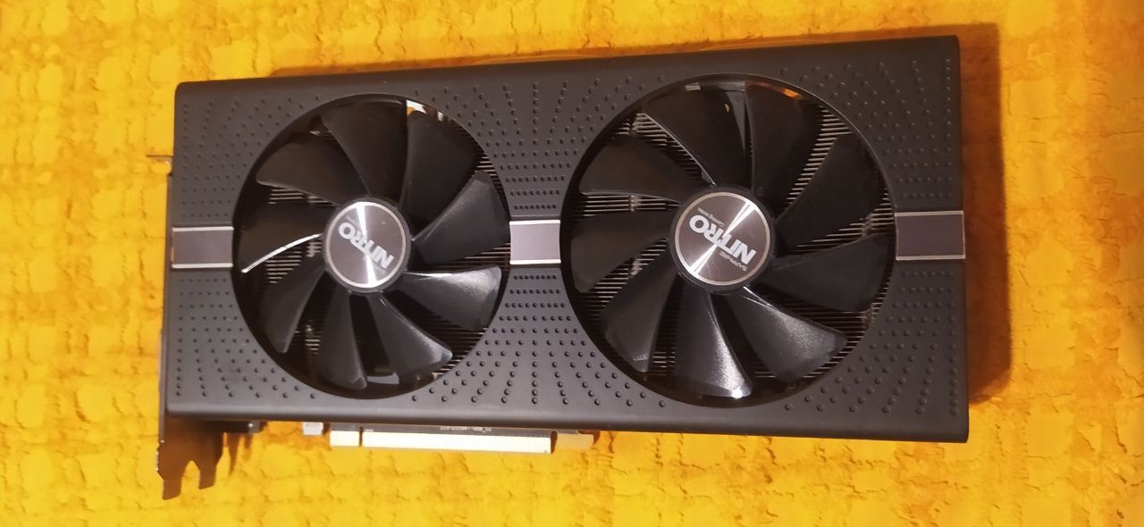 Відеокарта Sapphire Nitro RX 580-4G