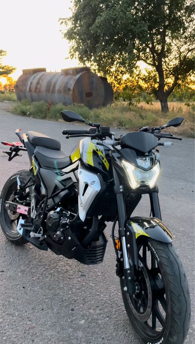 Мотоцик Lifan sr220 4v