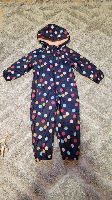 Kombinezon przeciwdeszczowy 3-4 lata