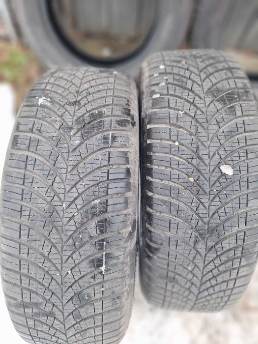 Opony 215/60 R17 - Goodyear Vector 4seasons