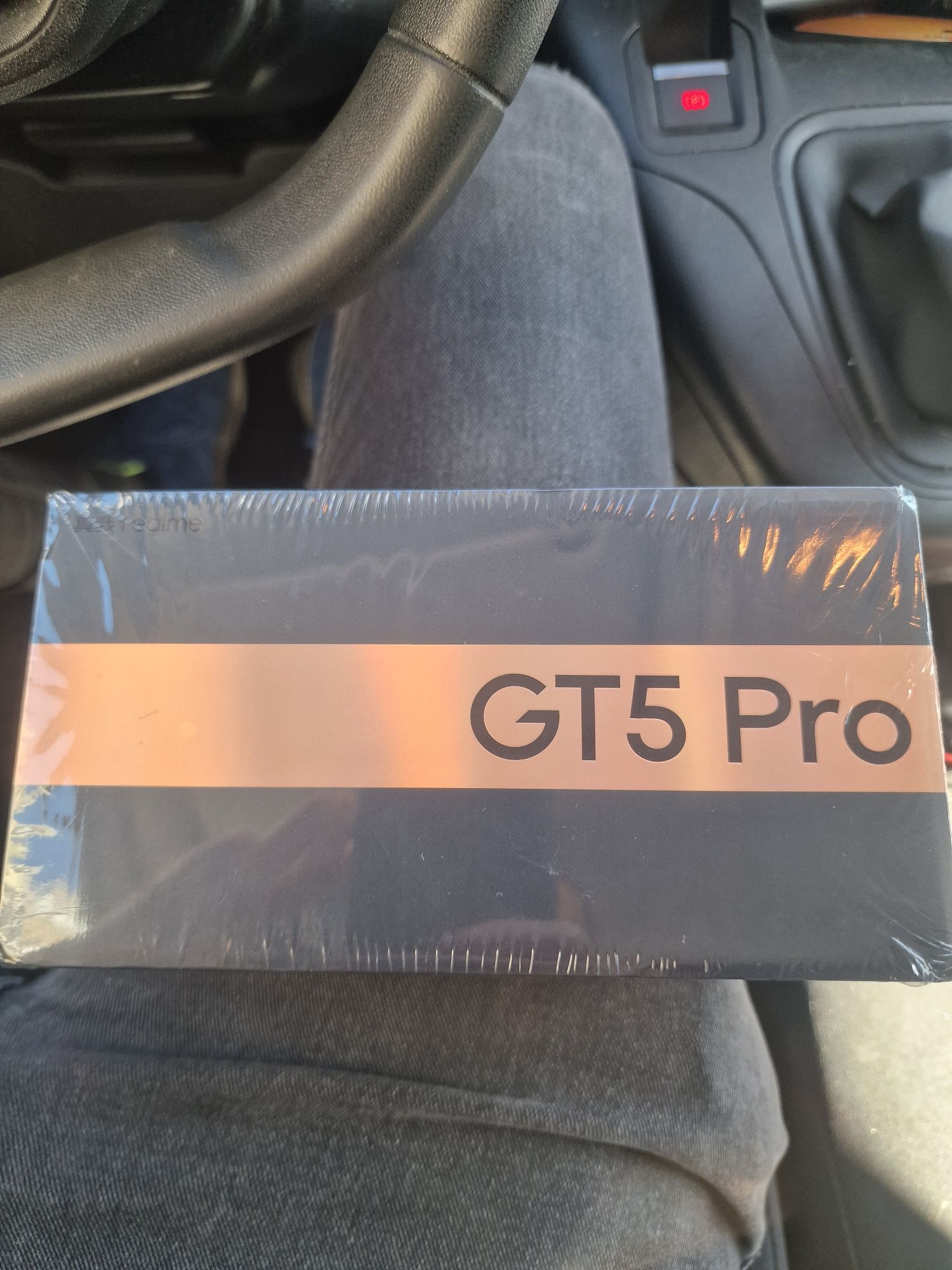 Realme GT5 Pro novo