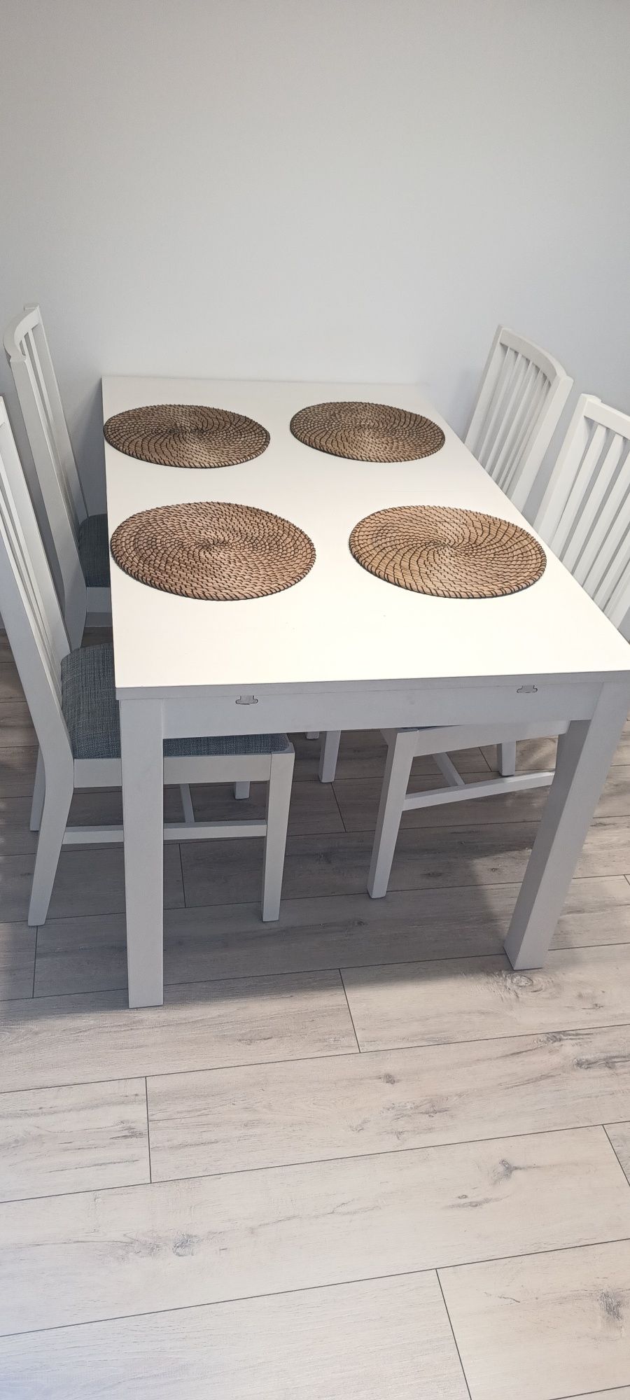 Komplet -Stół drewniany rozkładany 140x180x220 z krzesłami Ikea