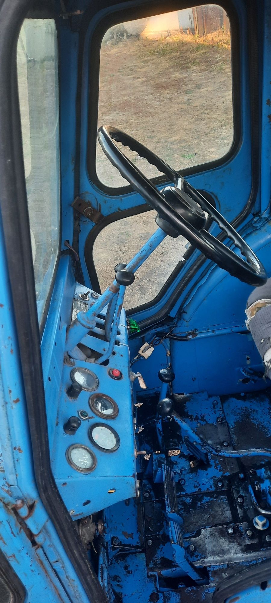 ХТЗ Т-40 у гарному стані