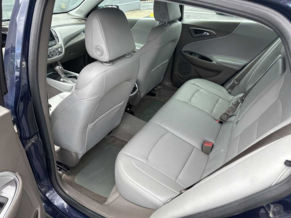 Chevrolet Malibu LT      2017