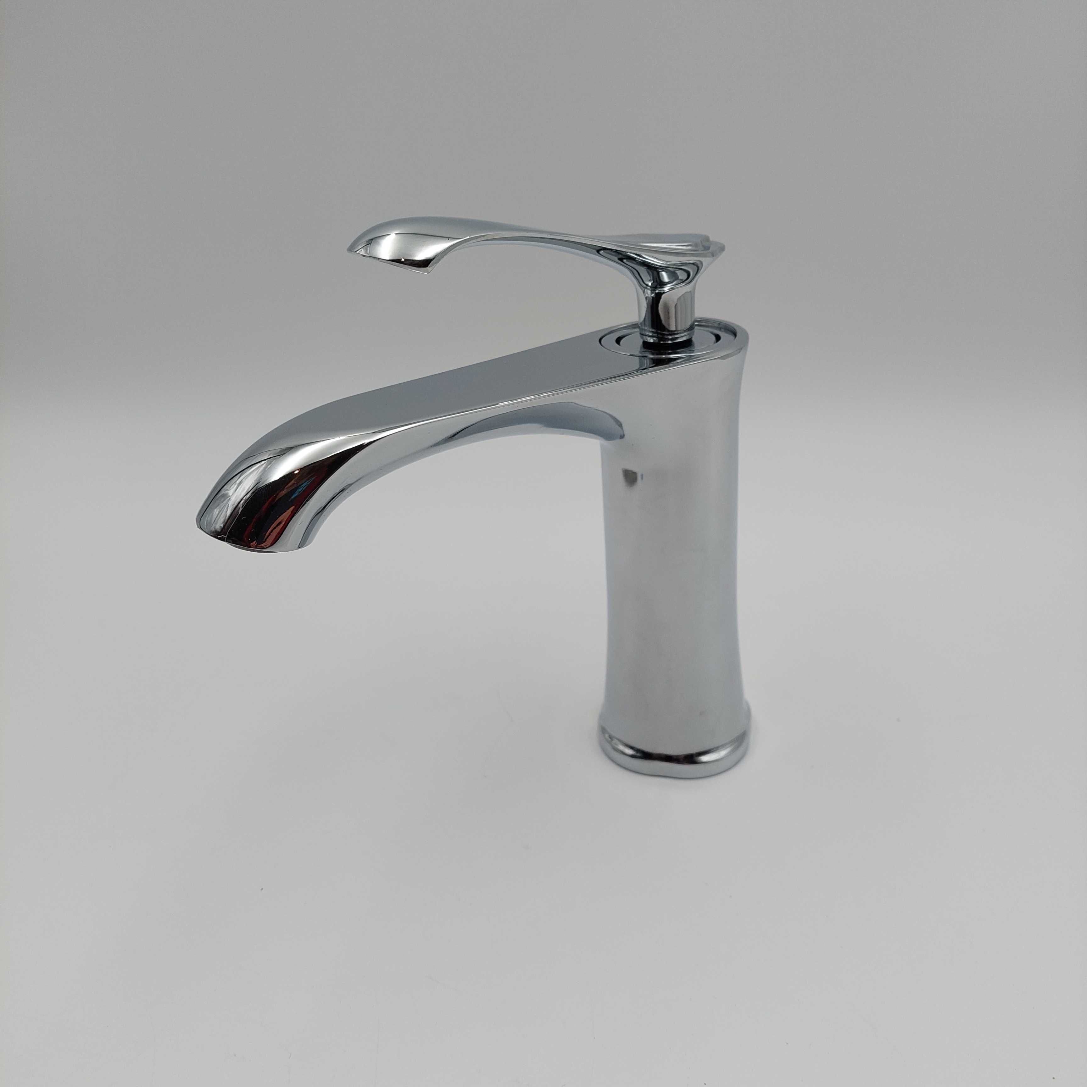 Bateria łazienkowa Auralum 001