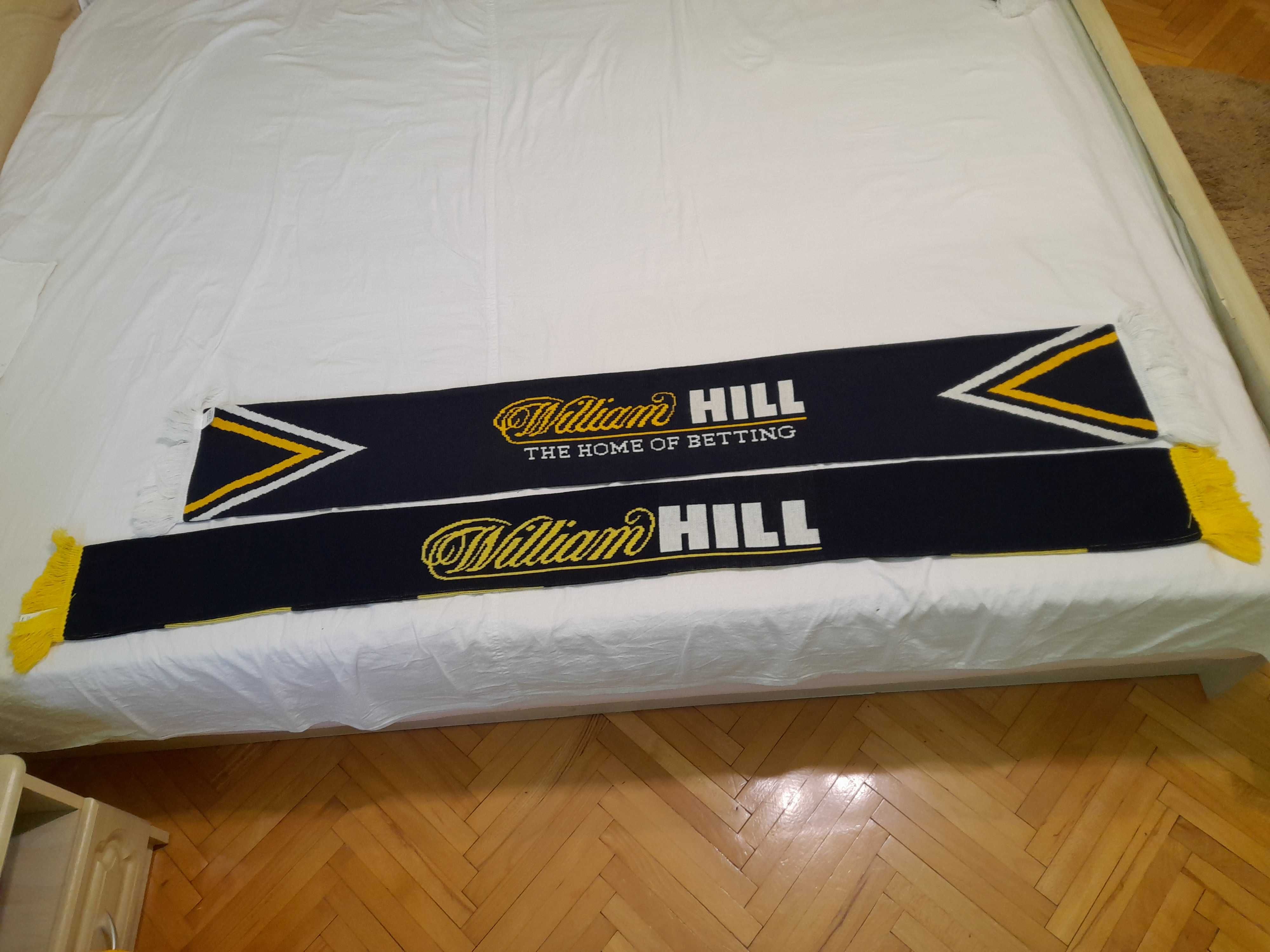шарфи  брендові william Hill , наклейка -логотип  FC Chelsea