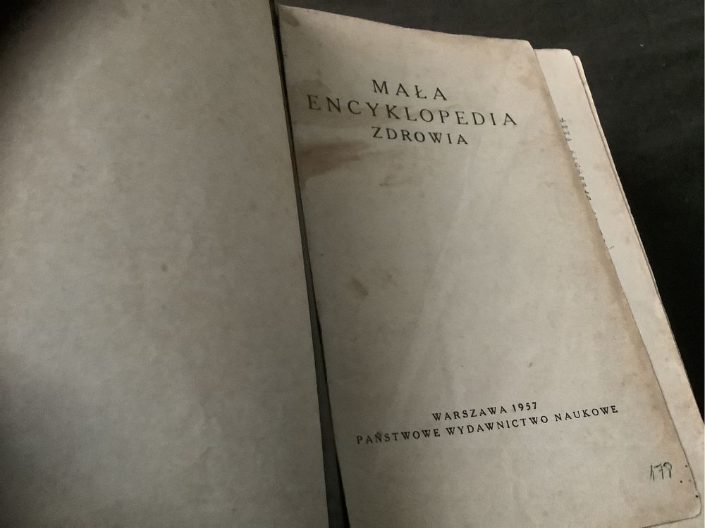 Mała encyklopedia zdrowia 1957