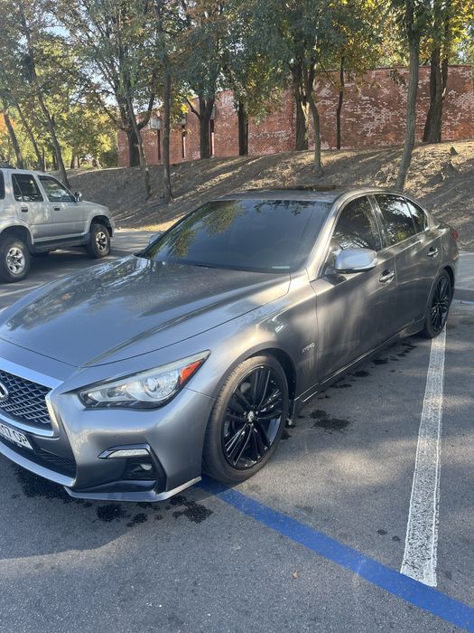Infiniti Q50 Hybrid