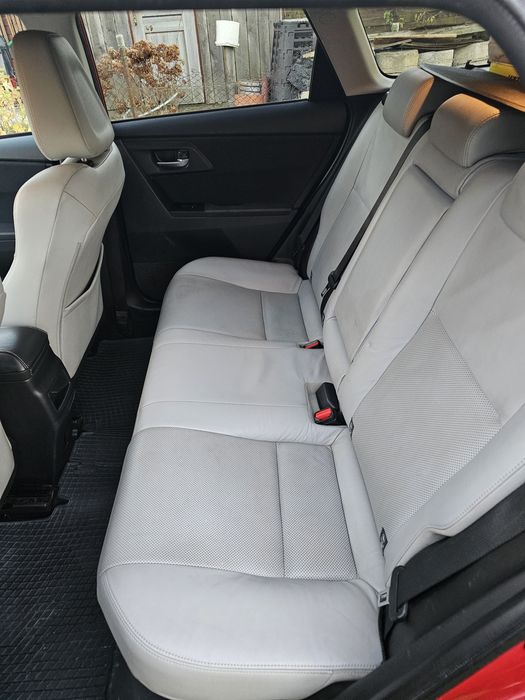 Toyota auris full opcja salonu polska