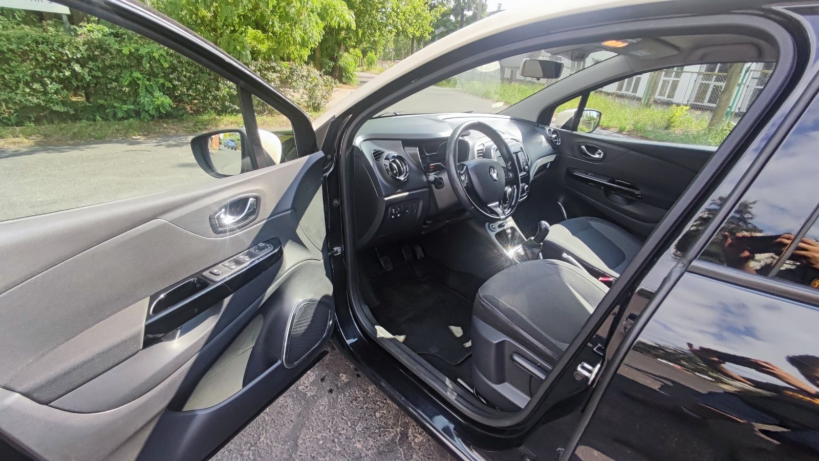 Piękny Captur 1.5DCi Navi Kamera Czarno-Beżowy