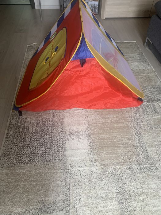 Продам палатку детскую