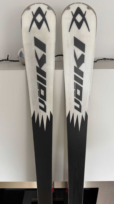 Narty Volkl Racetiger SL dł. 165 cm promień skr. 13,1 m