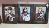 Иконы: Иисус Христос, Богородица, Св. Николай