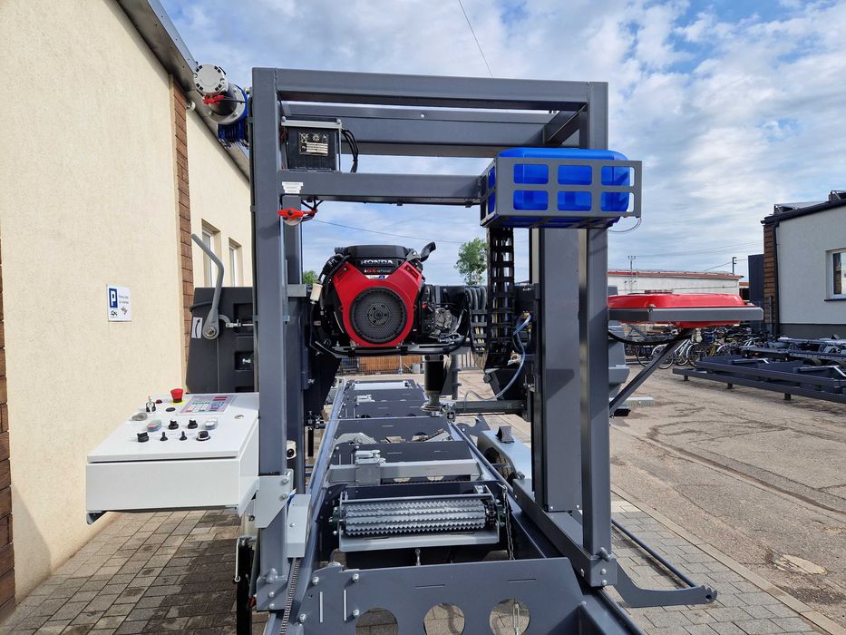 Trak taśmowy mobilny spalinowy HONDA TTP-600 Premium hydraulika