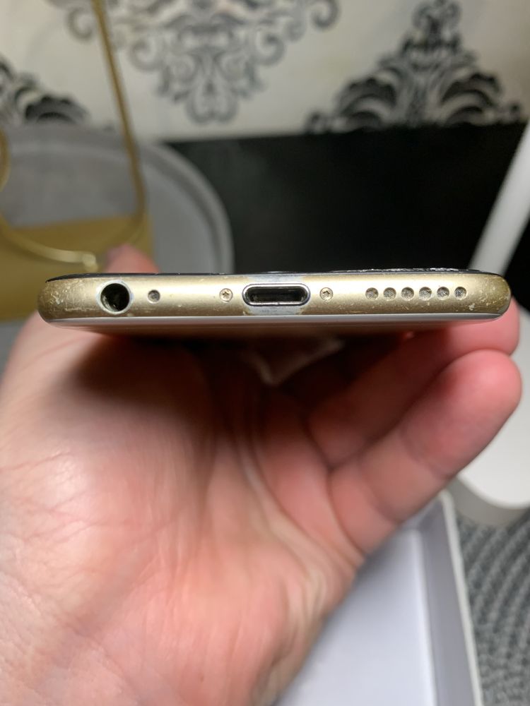 Iphone 6 на icloud на запчастини