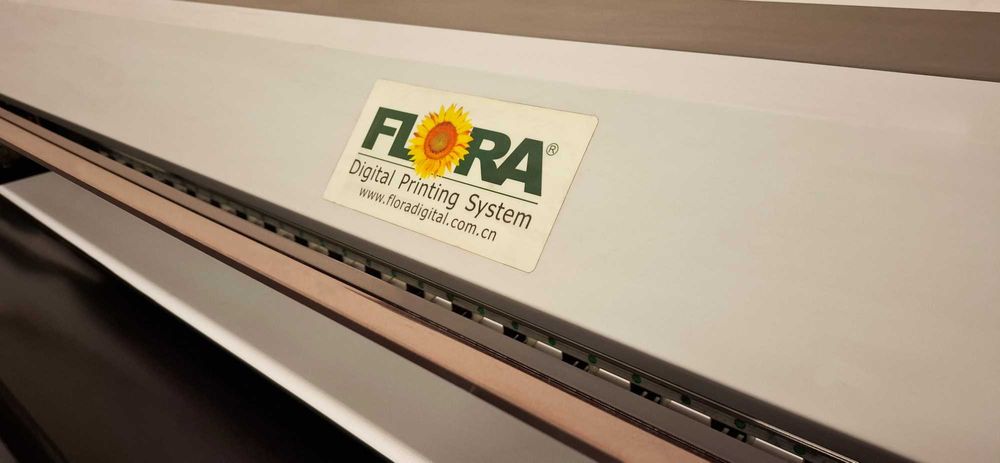 Ploter Drukujący FLORA 3,2m/Drukarka Wielkoformatowa/Twardysolwent
