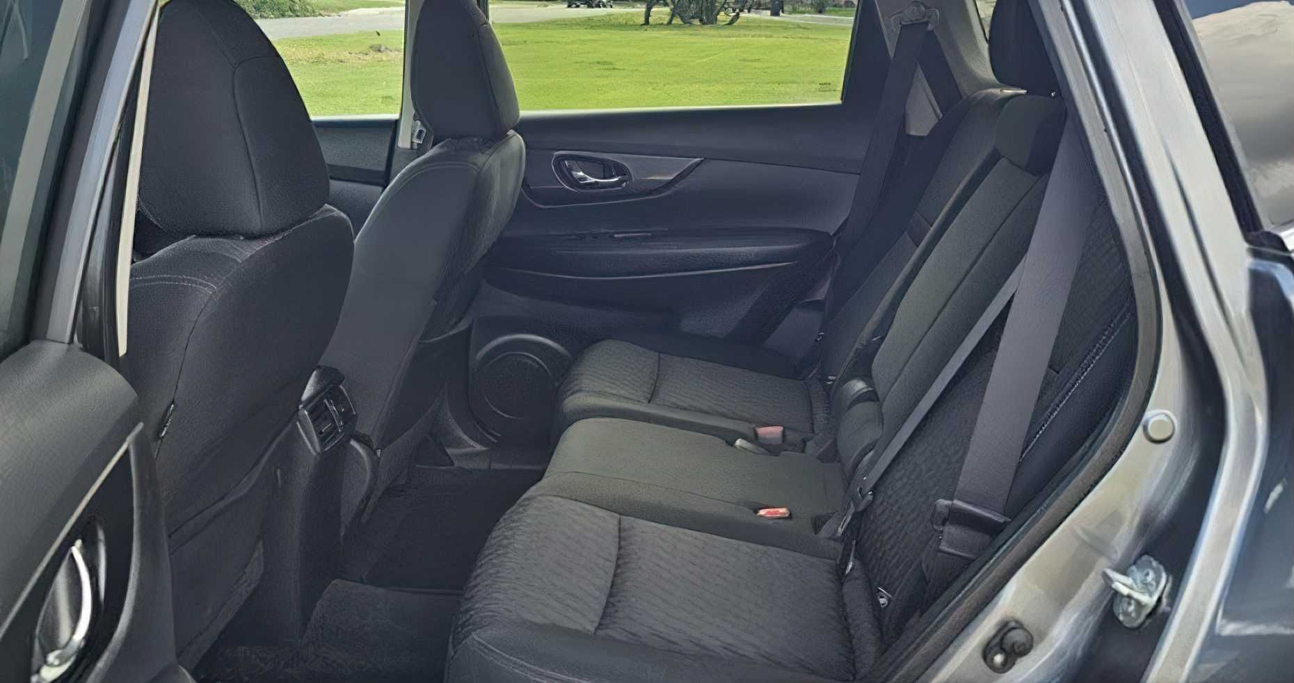 Nissan Rogue SV 2020