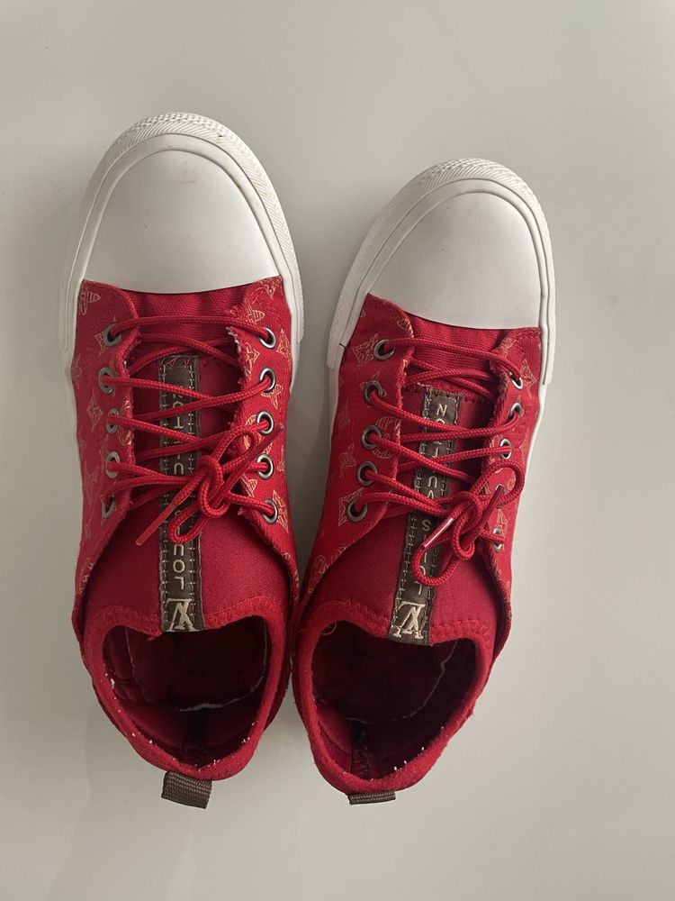 Trampki YSL czerwone