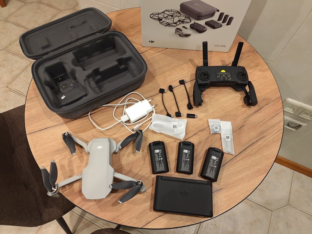 DJI Mavic Mini Fly More Combo