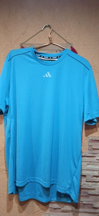 Мужская футболка Адидас