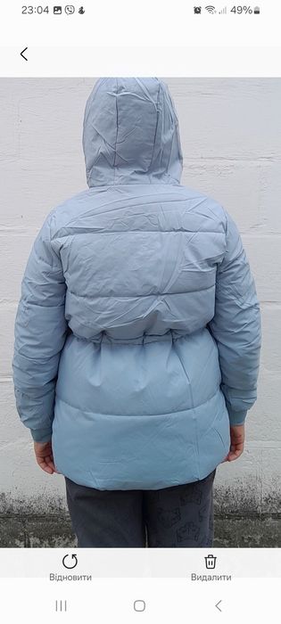 Зимова куртка на дівчинку підлітка