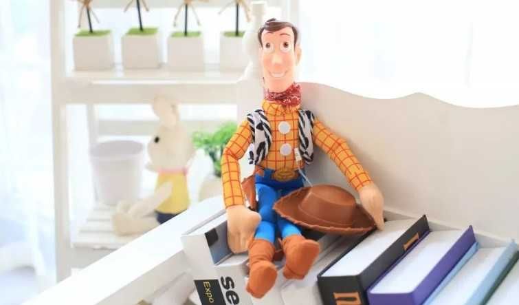 Peluche Woody Toy Story-35cm