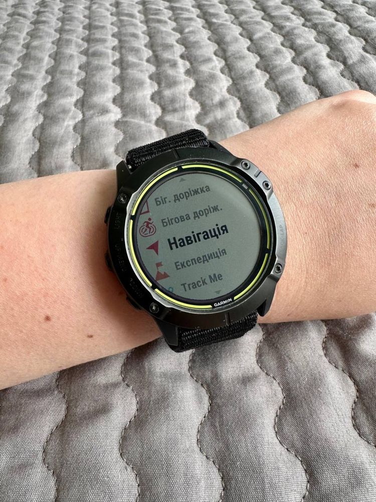 Смарт годинник Garmin Enduro Solar Titanium