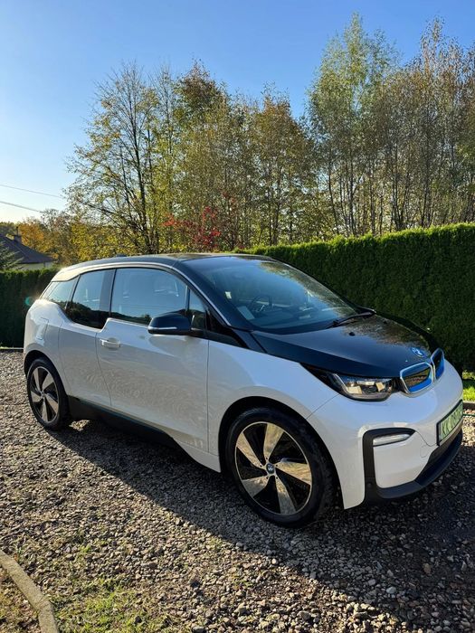 BMW i3 BMW i3 120 ah 2021 Biały Capparis - Frozen Blue