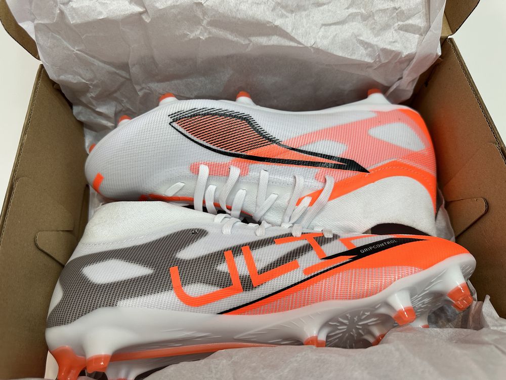 Chuteiras da Puma 42