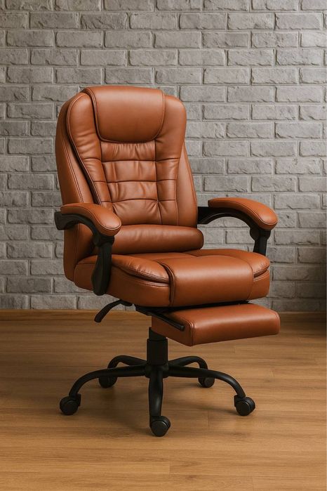 Комп'ютерне офісне крісло керівника Madex компьютерное офисное кресло