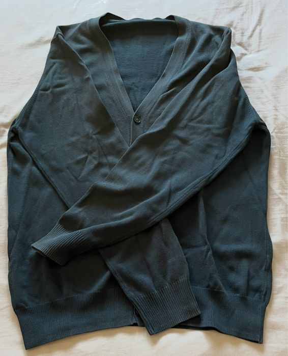 Vendo Cardigan Com Botões Zara.