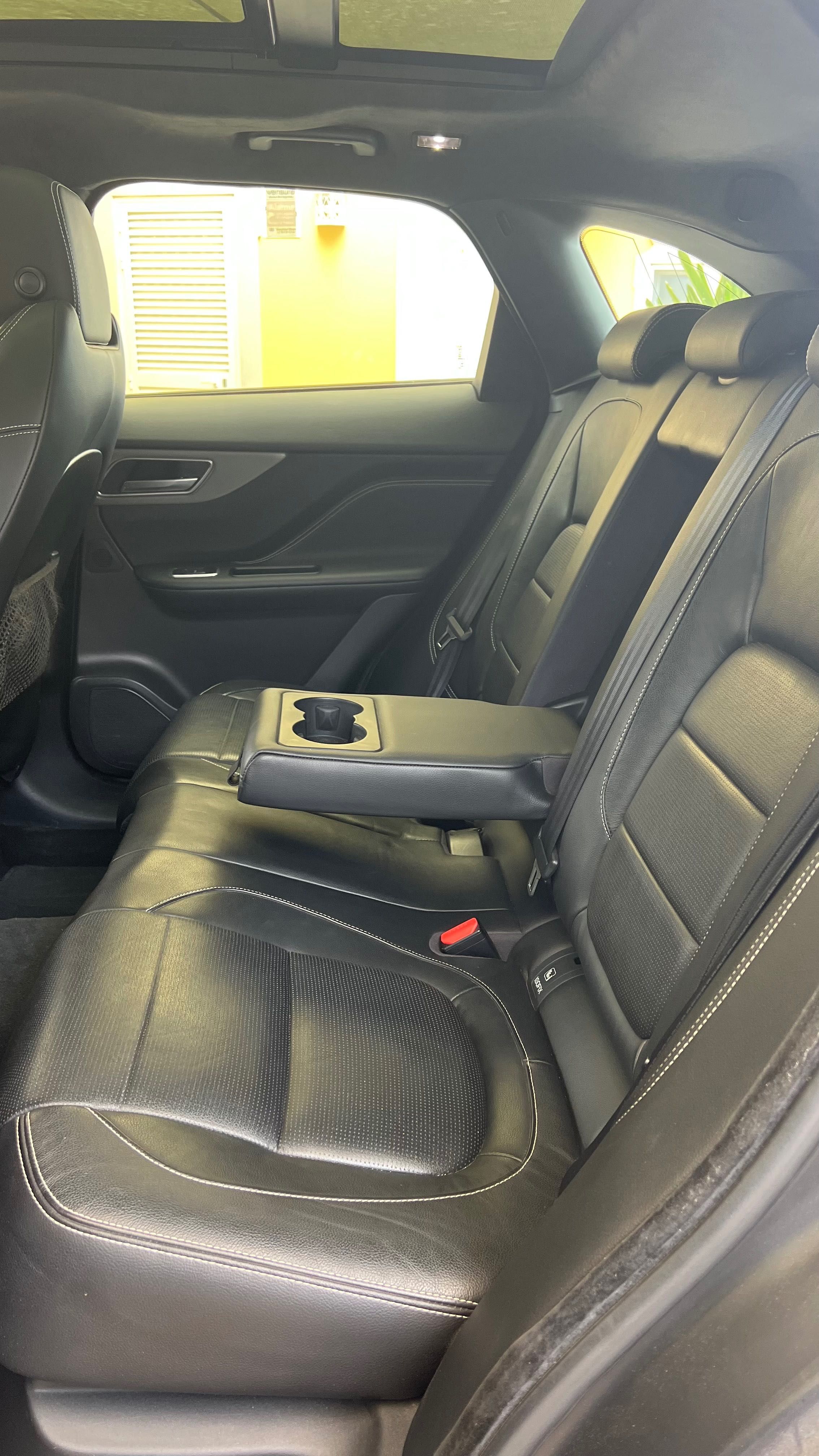 Vendo Jaguar F-Pace Sport 2016 - V6-300 cv-750 nm-diesel