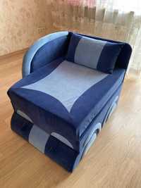 Дитяче розкладне крісло-ліжко