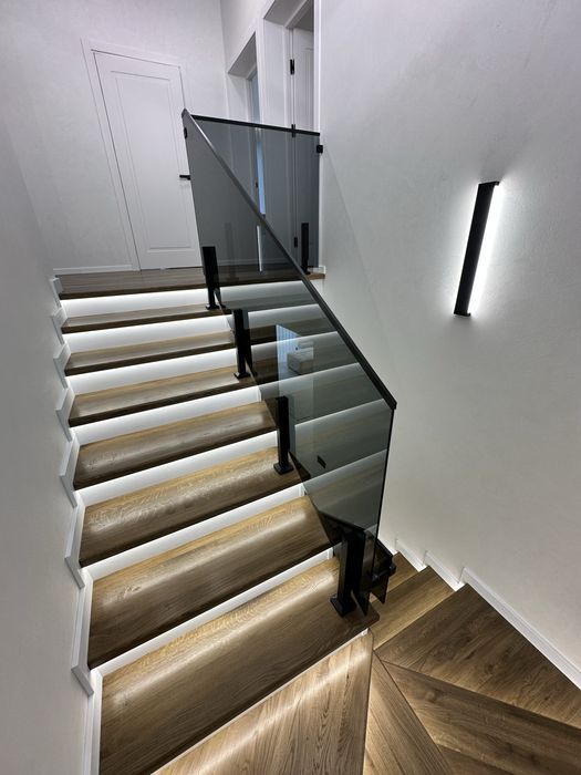 Продам будинок в Крихівцях поруч вулиці Садова.