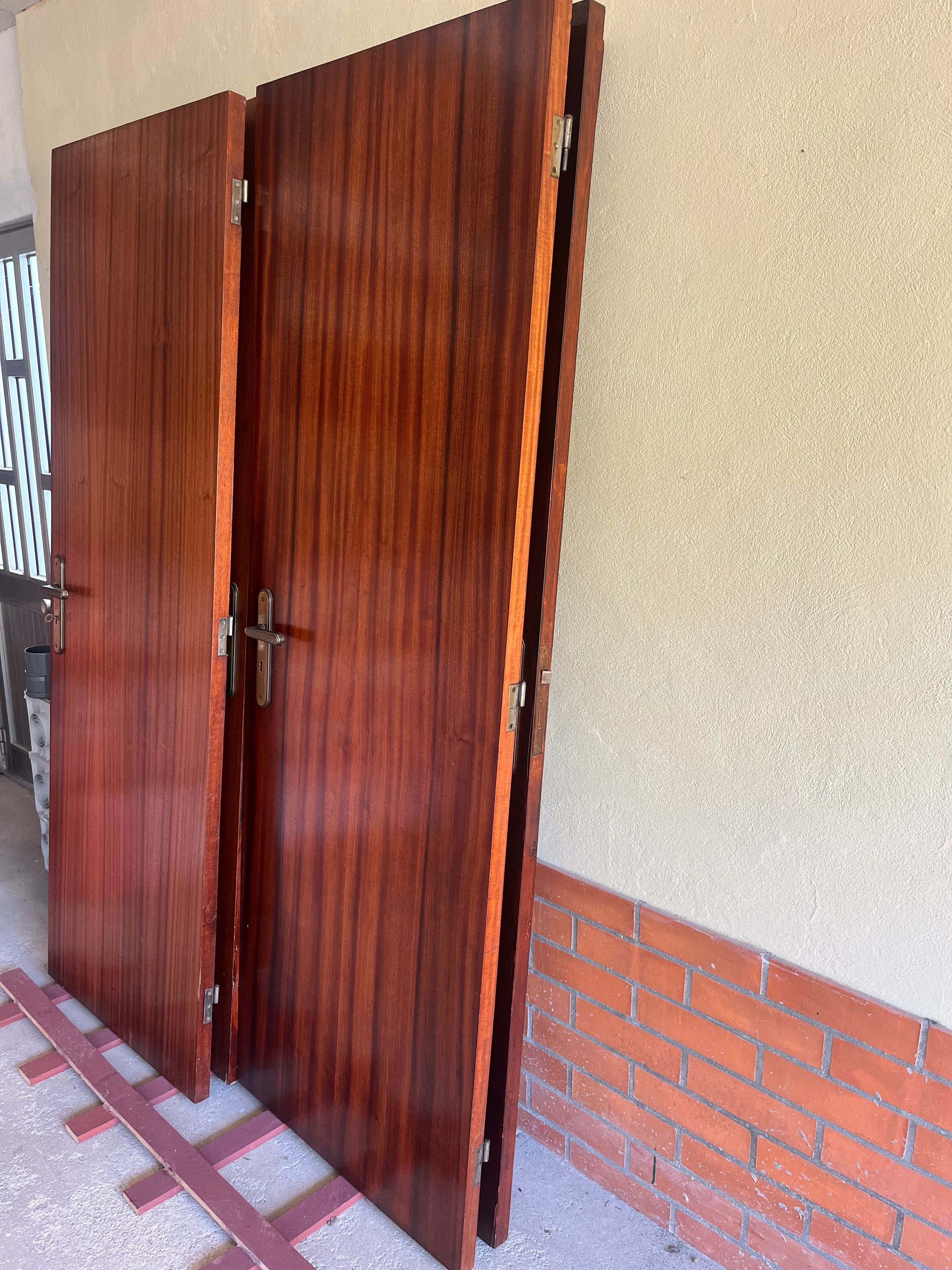 Portas de madeira para interior