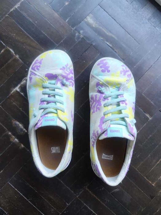 Sapatos Camper modelo Twins tamanho 34