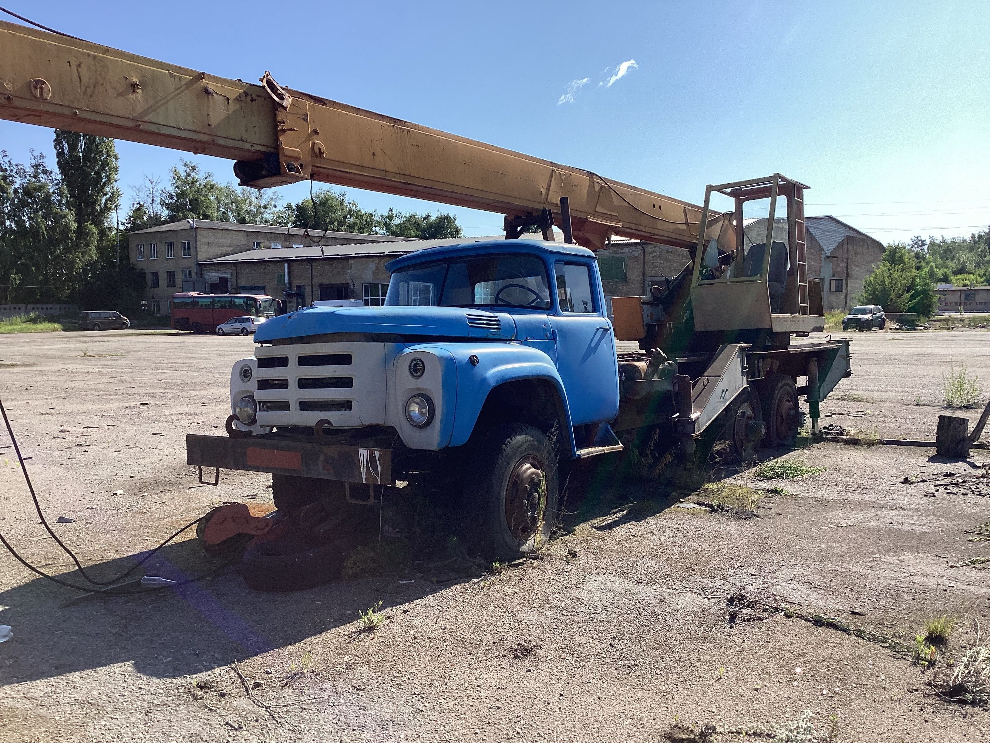 Автокран  Зіл ГЯ  10грн/кг