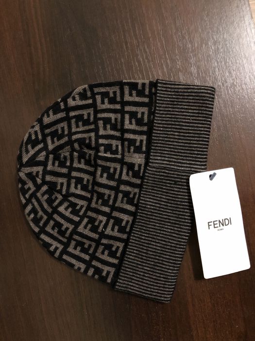 Шапка чоловіча фенді зимова шапка