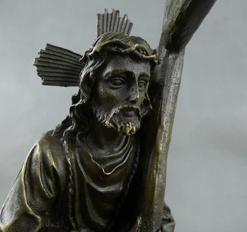 JEZUS Chrystus dźwigający krzyż figura rzeźba DROGA KRZYŻOWA sygnowany