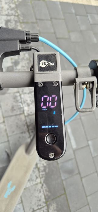 Sprzedam hulajnogę Motus scooty 10