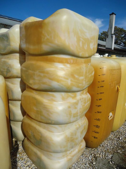 Zbiornik 1000L plastikowy stojący na olej szambo inne cele po oleju