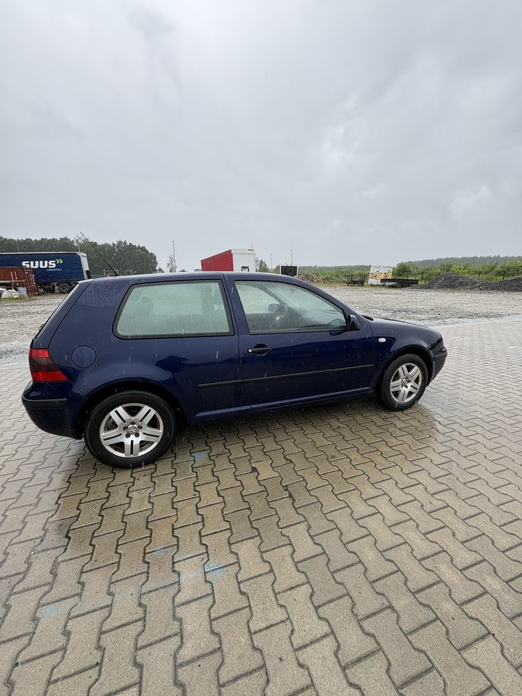 VW Golf 1.6 Klima