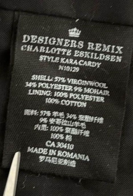 Designers Remix Charlotte Eskildsen płaszcz wełniany L damski
Rozmiar