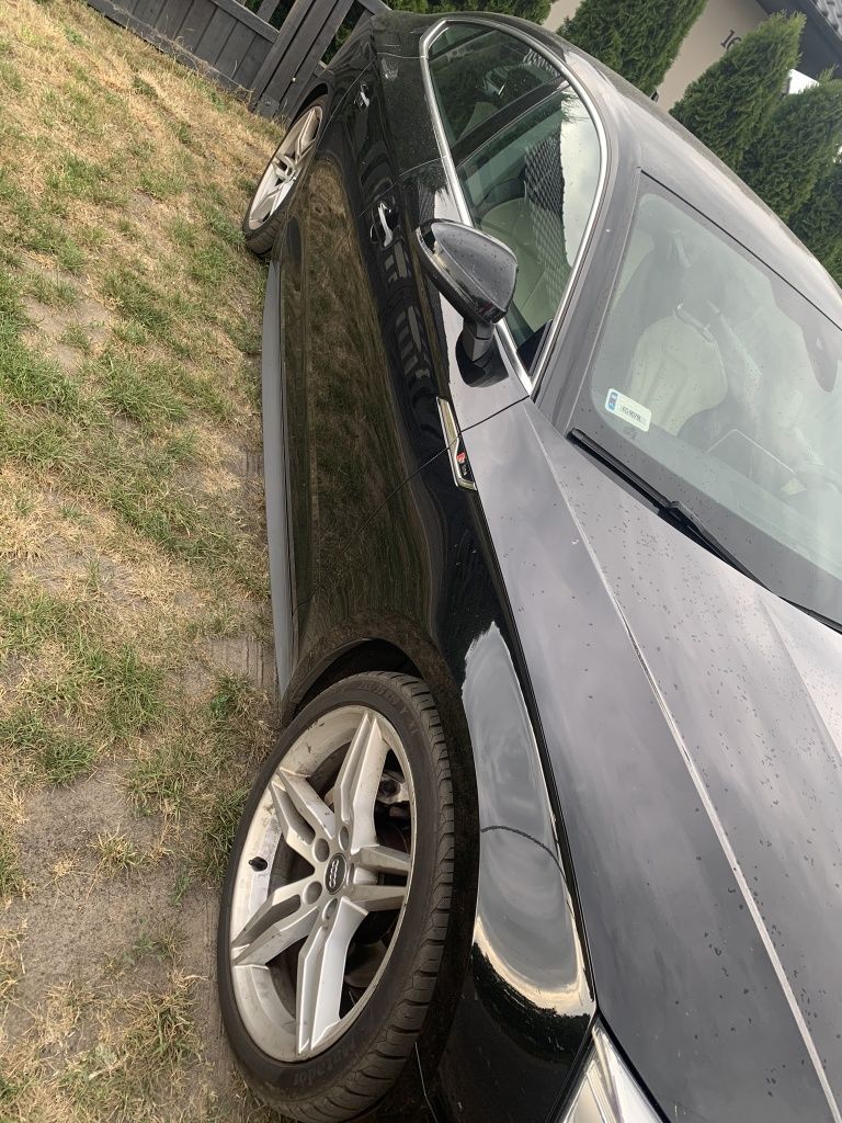 Sprzedam audi A5 2,0tdi 190km Quatro