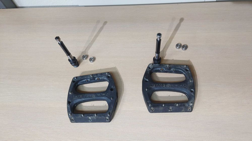 Pedała Pedał Dartmoor Drift osie oś Prawa #57