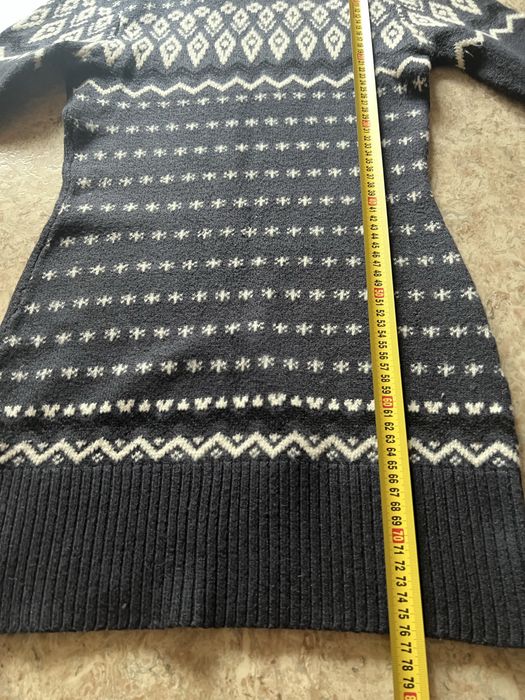 Теплий подовжений светр жіночий XS-S