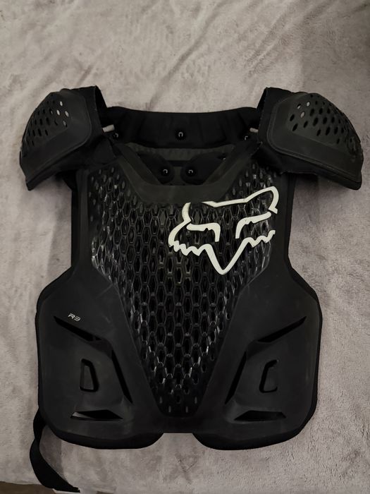 Продаю защиту от FOX