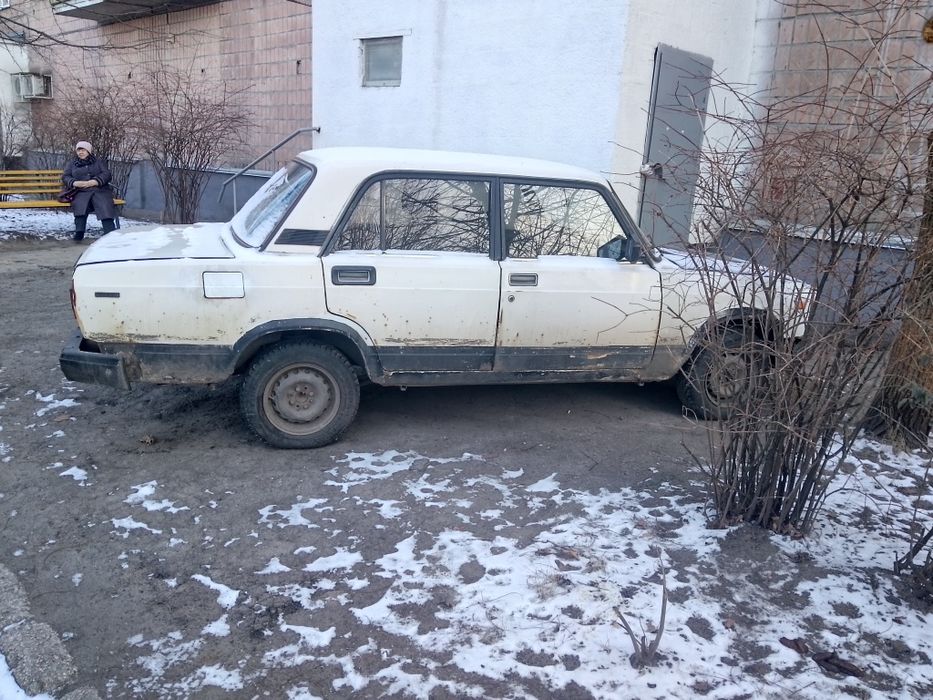 Продам ВАЗ 2107 1989 г