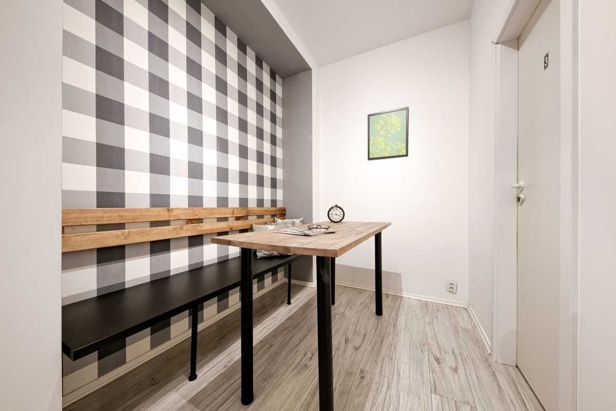 Pokój jednoosobowy z balkonem Al. Jerozolimskie 83/177